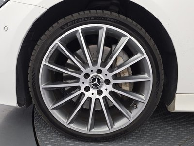 MERCEDES-BENZ E-CLASS - 6