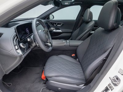 صورة 10 لـ 2025 Mercedes-BENZ E-CLASS