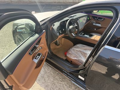 MERCEDES-BENZ E-CLASS - 8