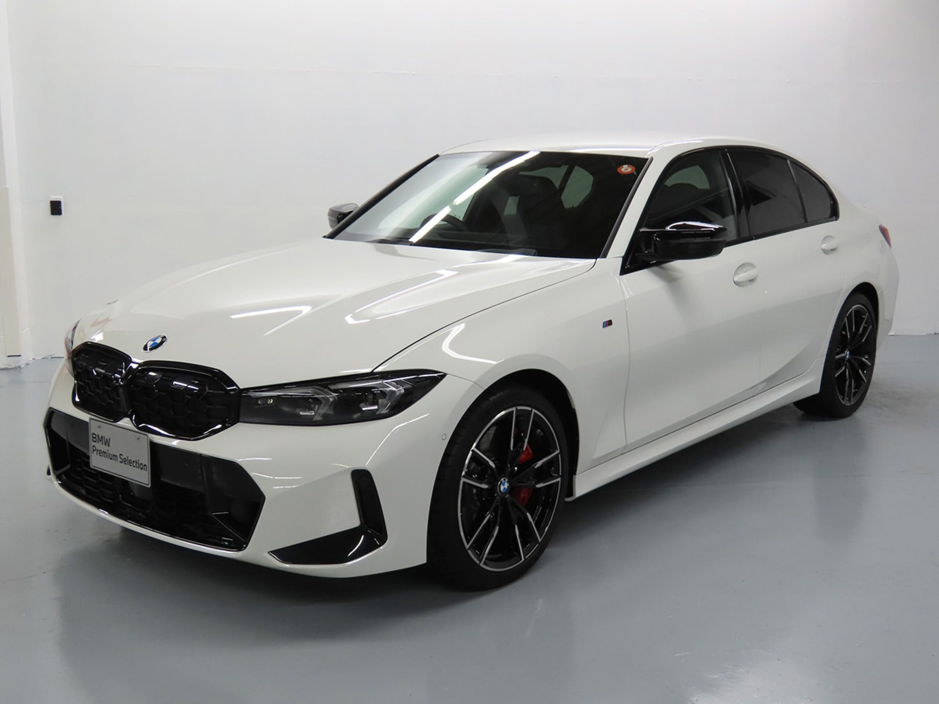 BMW 3 SERIES - View 1