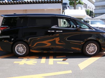 TOYOTA ALPHARD - 4