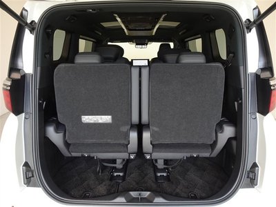 صورة مصغرة 24 لـ 2025 Toyota ALPHARD