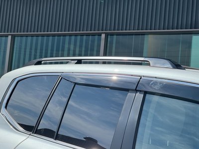 2025 Toyota LAND CRUISER 300 — миниатюра 21