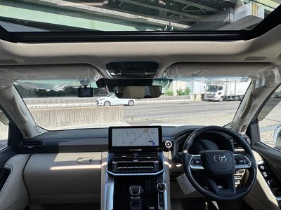 2025 Toyota LAND CRUISER 300 — миниатюра 61