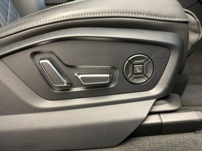 2023 AUDI SQ8 — миниатюра 28