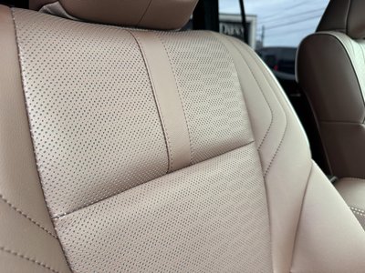 2024 Toyota LAND CRUISER 250 — миниатюра 34