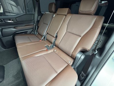 2024 Toyota LAND CRUISER 250 — миниатюра 42