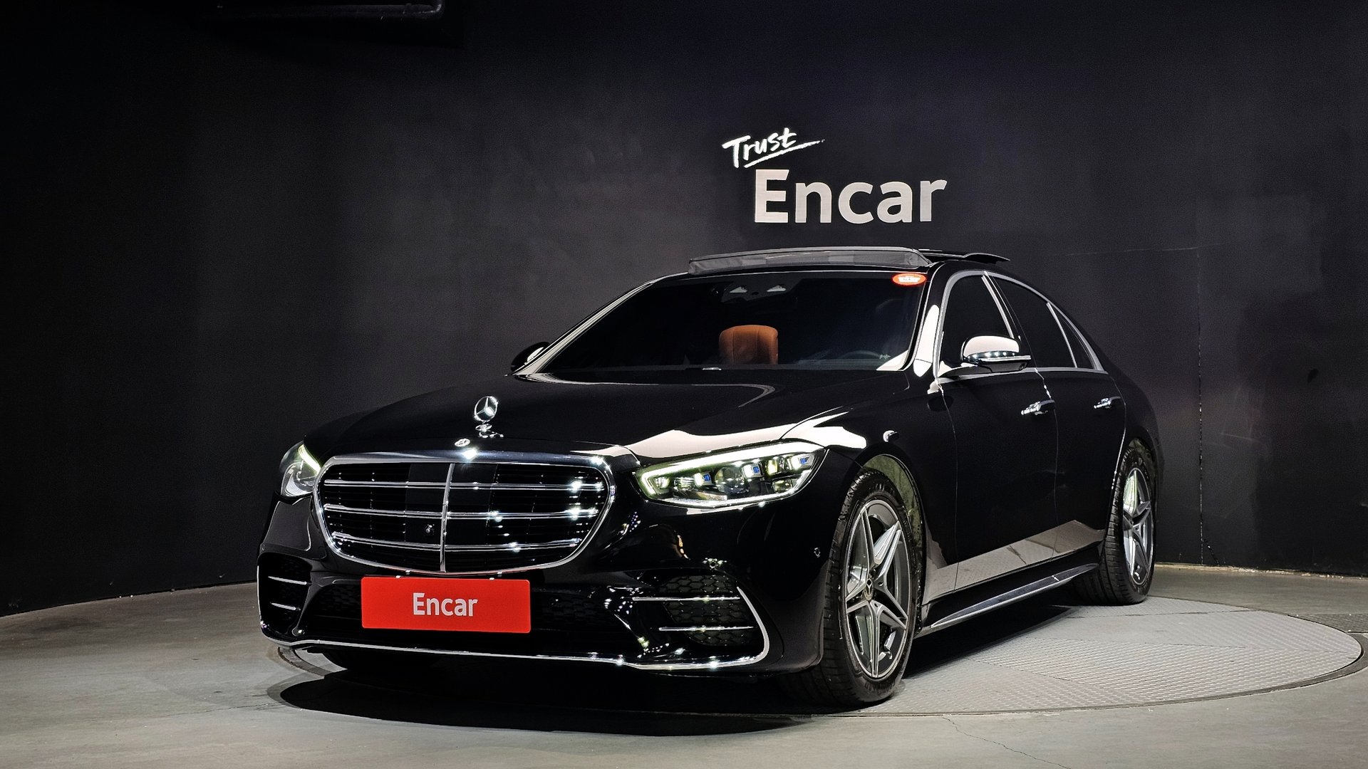 MERCEDES-BENZ S-CLASS - View 1