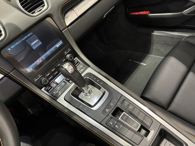 صورة مصغرة 16 لـ 2025 Porsche 718