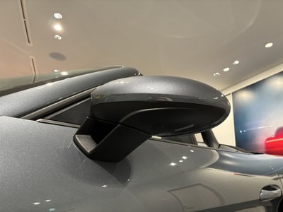 2025 Porsche 718 photo 7