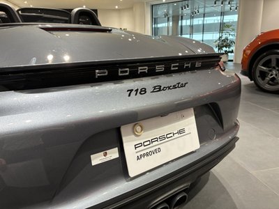 2025 Porsche 718 photo 8