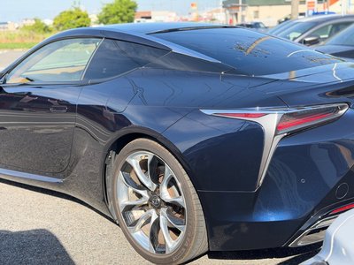 2017 Lexus LC 照片 9