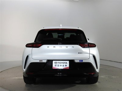 2025 Toyota CROWN SPORT photo 2