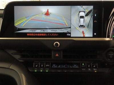 2025 Toyota CROWN SPORT photo 9