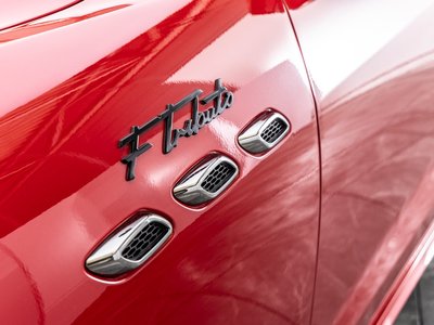 2021 Maserati LEVANTE — миниатюра 24