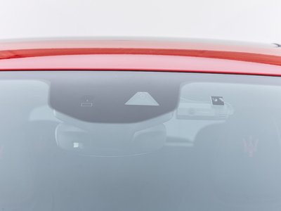 2021 Maserati LEVANTE — миниатюра 20