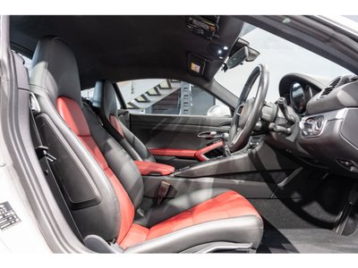 PORSCHE 718 CAYMAN - 3