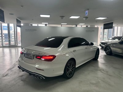 MERCEDES-BENZ E-CLASS - 5