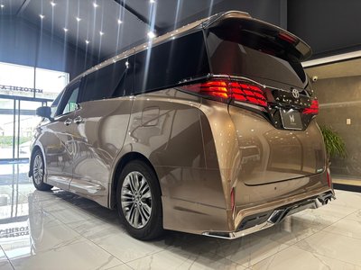 TOYOTA ALPHARD - 7