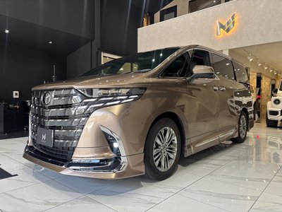 TOYOTA ALPHARD - 4