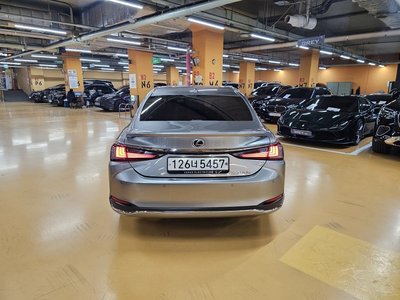 LEXUS ES - 3