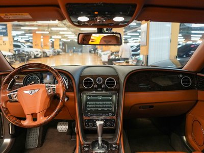 BENTLEY FLYING SPUR - 4