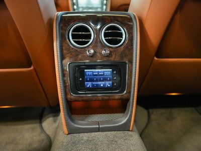 BENTLEY FLYING SPUR - 9