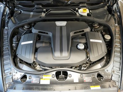 BENTLEY FLYING SPUR - 6