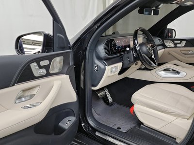 MERCEDES-BENZ GLS - 10