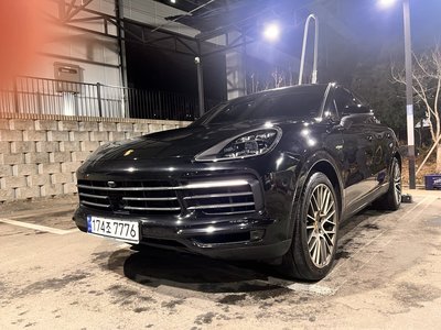 PORSCHE CAYENNE - 1