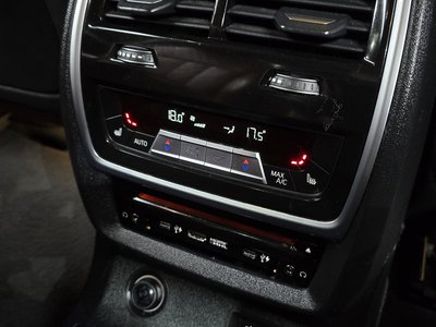 صورة مصغرة 32 لـ 2019 BMW X7
