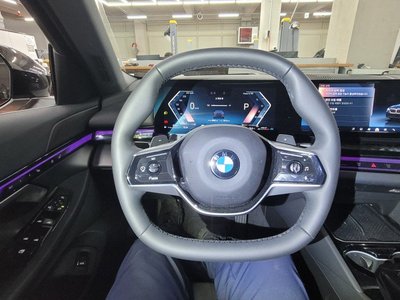 BMW 5 SERIES - 5