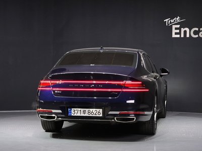 صورة 3 لـ 2023 Genesis G90 (RS4)
