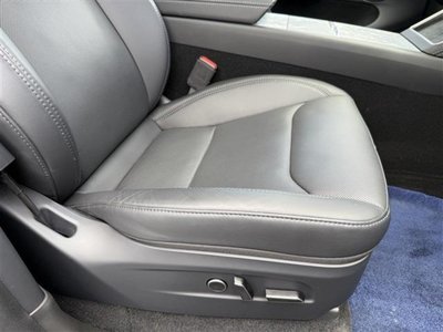 2025 Tesla MODEL Y — миниатюра 32