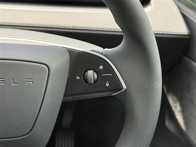 2025 Tesla MODEL Y — миниатюра 24