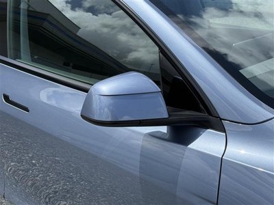 2025 Tesla MODEL Y — миниатюра 13