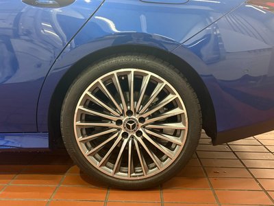 MERCEDES-BENZ CLA - 9