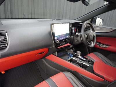 2024 Lexus NX — миниатюра 23