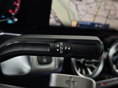 MERCEDES-BENZ GLB - 9