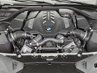 2025 BMW 8 SERIES 照片 7