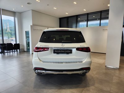 صورة 4 لـ 2025 Mercedes-BENZ GLS