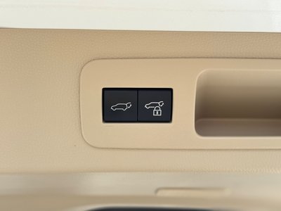 2023 Toyota LAND CRUISER 300 缩略图 79