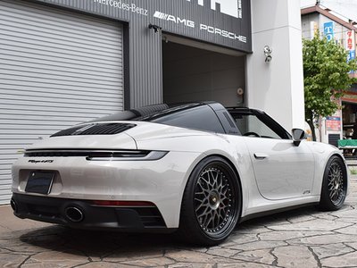 PORSCHE 911 - 10
