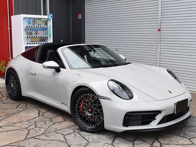 PORSCHE 911 - 4
