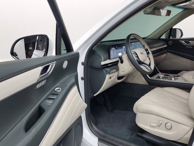 GENESIS GV80 - 8