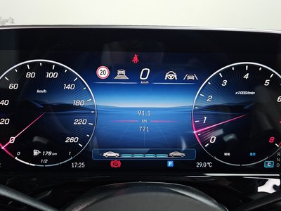 صورة 8 لـ 2025 Mercedes-BENZ E-CLASS