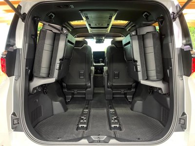 2025 TOYOTA ALPHARD — миниатюра 13