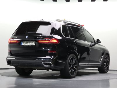 صورة 4 لـ 2021 BMW X7