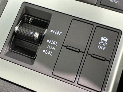 2025 Toyota LAND CRUISER 250 — миниатюра 21