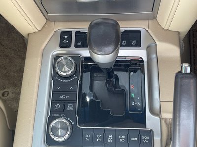 2016 Toyota LAND CRUISER 200 缩略图 24